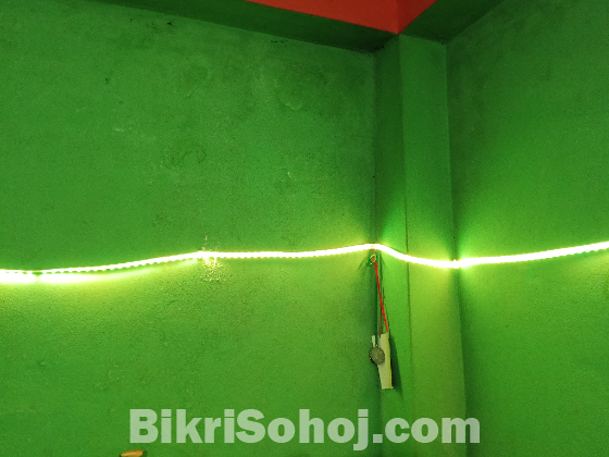 7 colour RGB LIGHT 34Foot